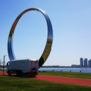 重器助力“榮馬”，呈現(xiàn)中國最高顏值馬拉松賽道。